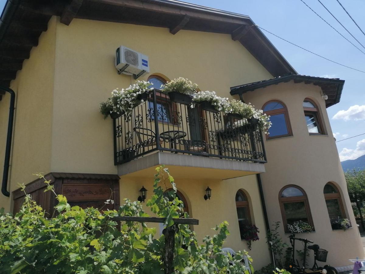 Rooms Delux Сараєво Екстер'єр фото